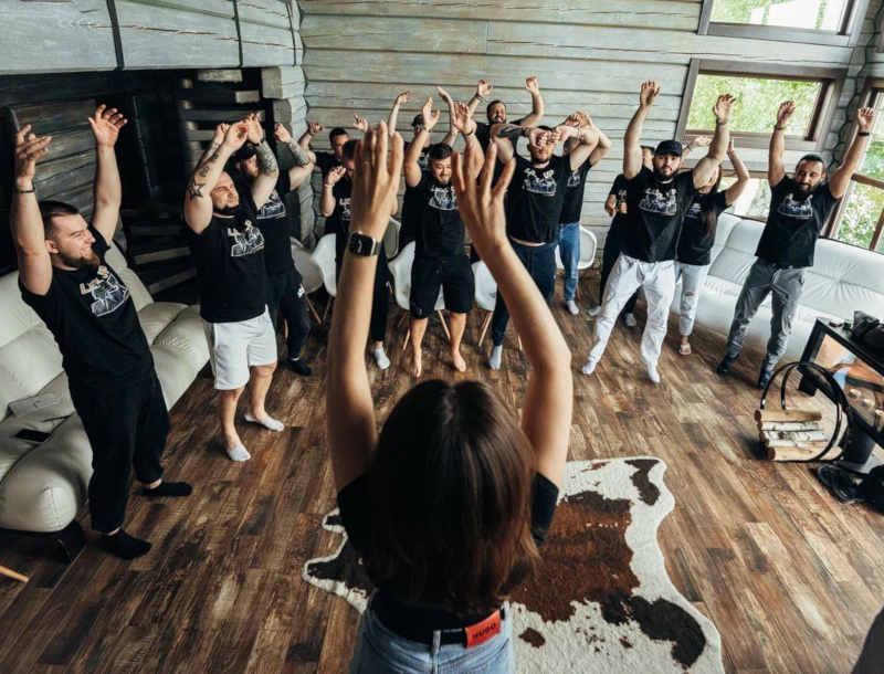 Командная работа — обсуждение в коворкинге